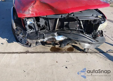 2002 Chevrolet Silverado 1500 Ls z USA, uszkodzony, nr VIN 2GCEK19T621161883